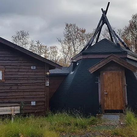 Winther Tourism Tana
